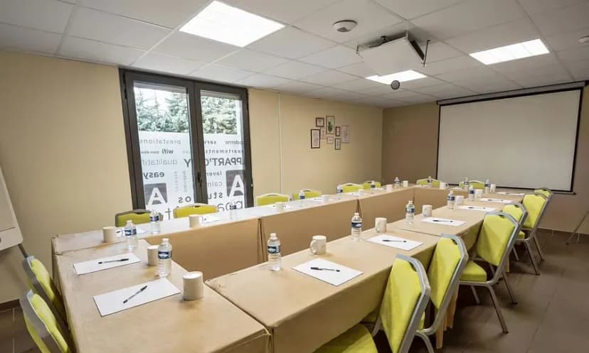 Appart'City Classic Montélimar - Appart Hôtel — photo 3