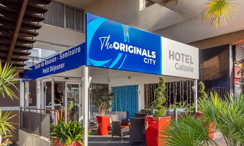The Originals City, Hôtel Galaxie, Nice Aéroport — photo 1