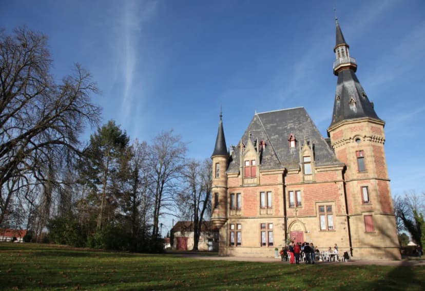 Chateau de Petit Bois — photo 1