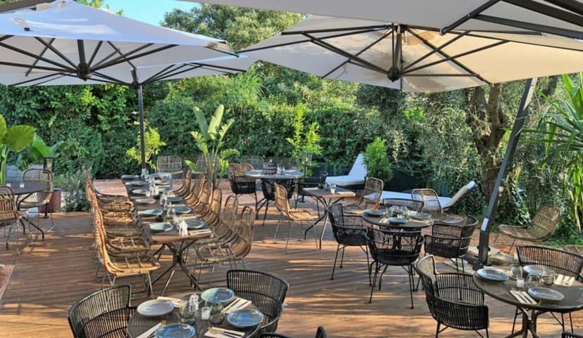 Hotel La Fontaine Du Peyron — photo 1