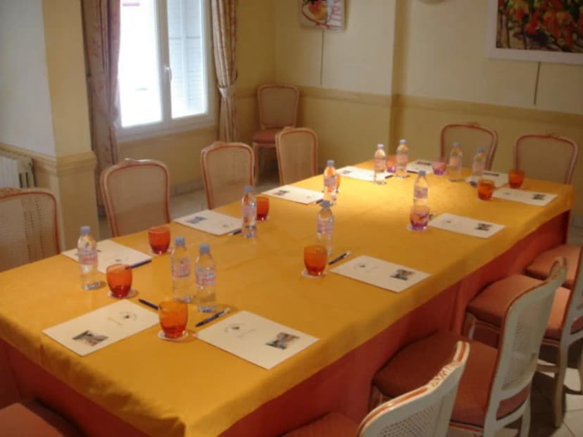 Hôtel Mireille Arles — photo 2