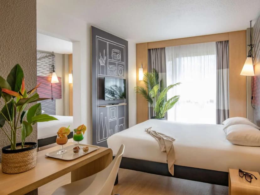 ibis Cannes Plage La Bocca — photo 1