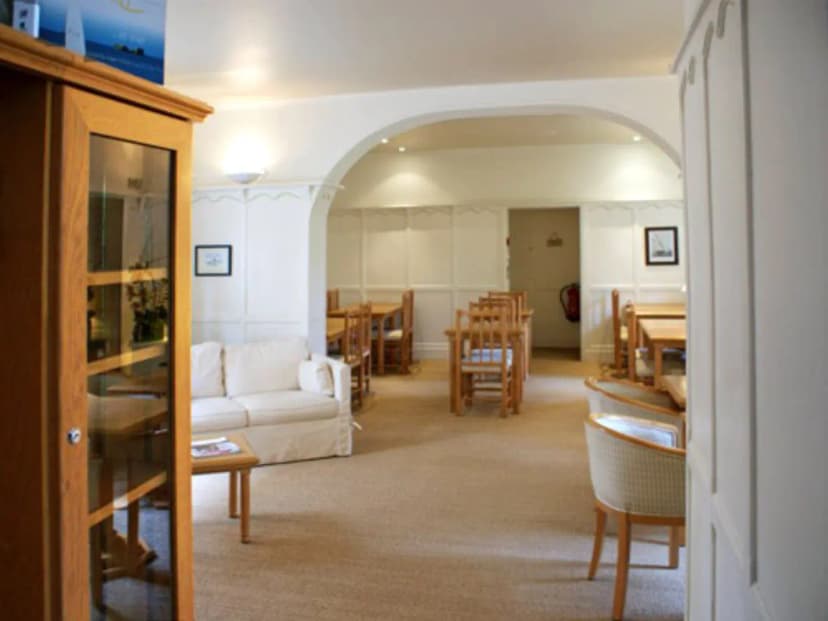 Le Castel Cabourg- Hôtel & SPA- Restaurant La Calypso — photo 2