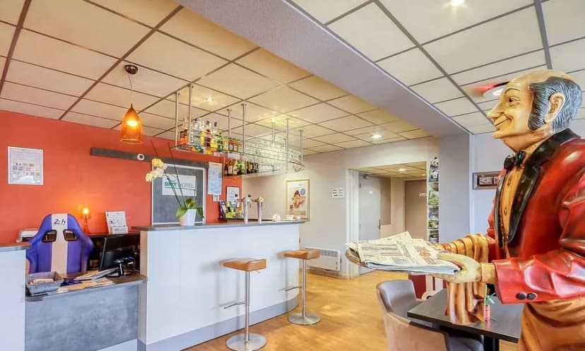 Brit Hotel Comfort Les Evens — photo 4