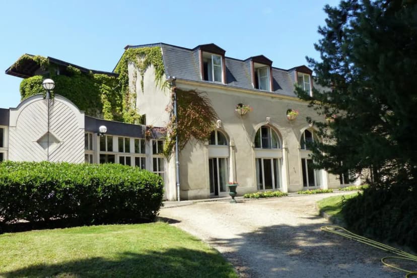 Château de Bazeilles — photo 2
