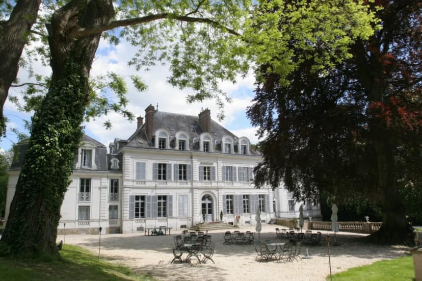 Châteauform' Château De Crécy-La-Chapelle — photo 1