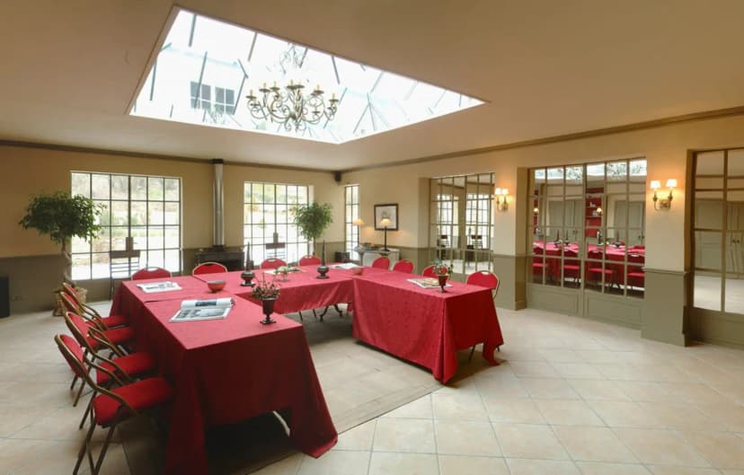Château de Courban & Spa Nuxe - Château Hôtel en Bourgogne — photo 2