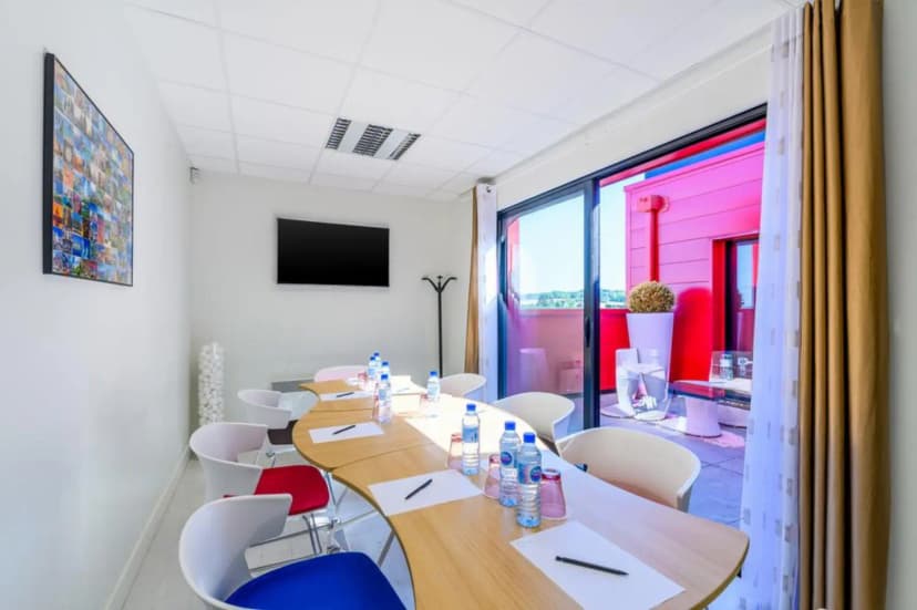 KYRIAD PRESTIGE AMIENS - Poulainville Hotel and SPA — photo 3