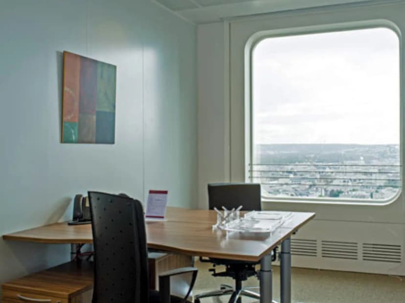 Regus - La Défense, Tour Ariane — photo 2