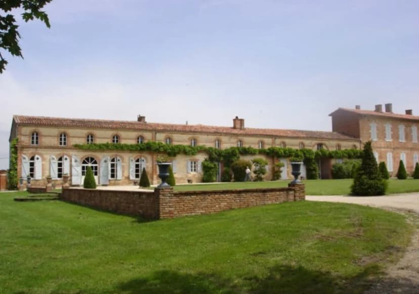 Castle Labastide Beauvoir — photo 1