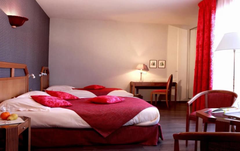 Logis Hôtel Burnel et la Clé des Champs — photo 3