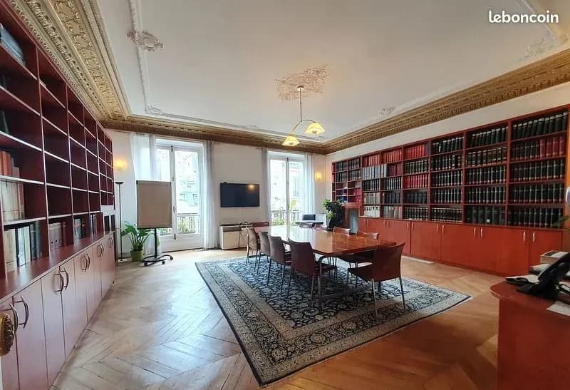 92 Rue d'Amsterdam — photo 2