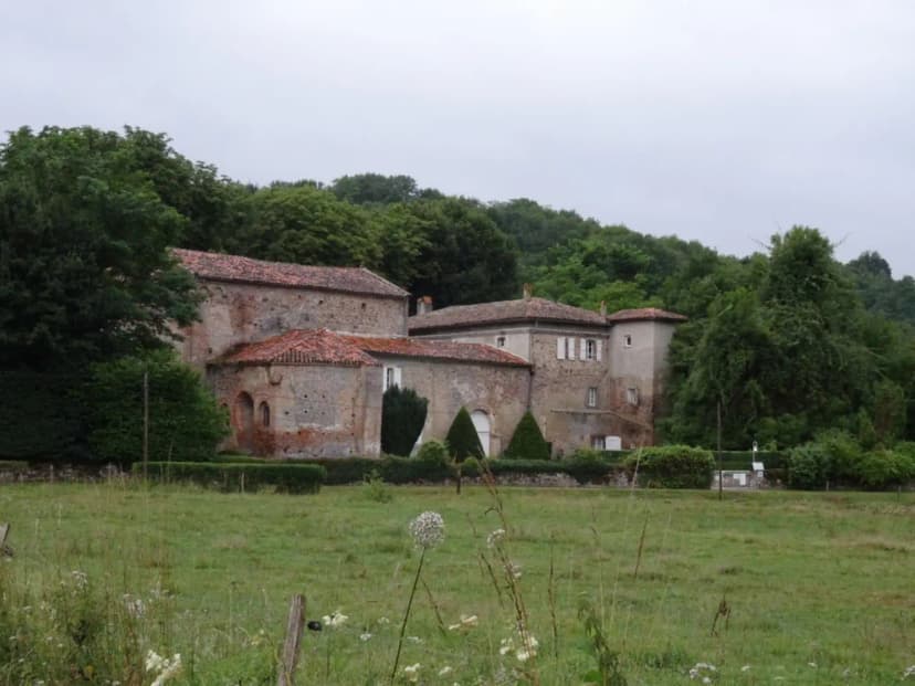 Abbaye de Combelongue, monument, jardin — photo 5