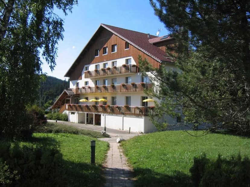 La Roche du Trésor Village Vacances — photo 1