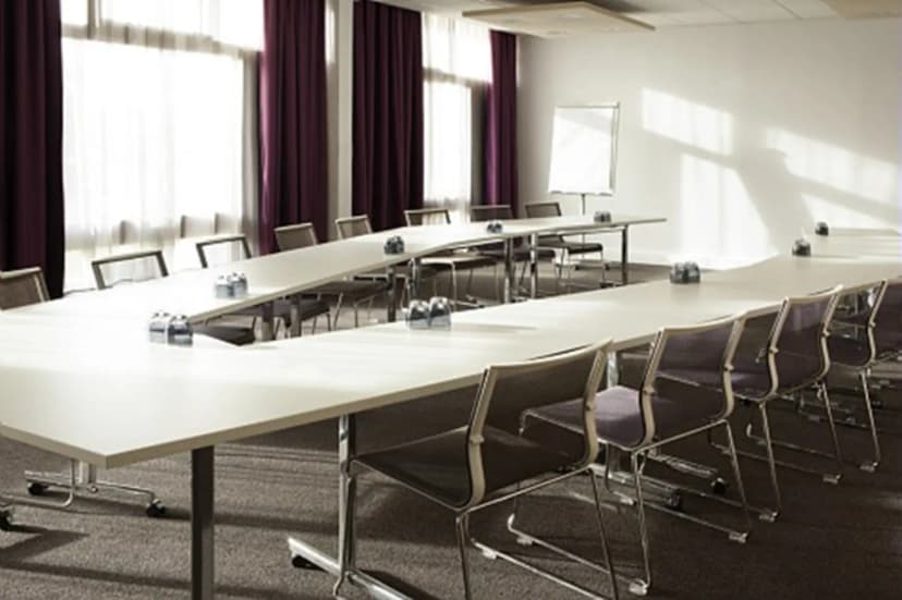 Novotel Fontainebleau Ury — photo 2