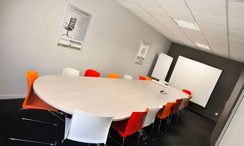 Clermont Business Box — photo 4