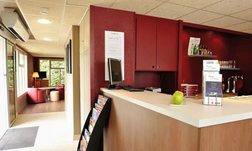 Hôtel Restaurant Campanile Saint-Quentin — photo 4
