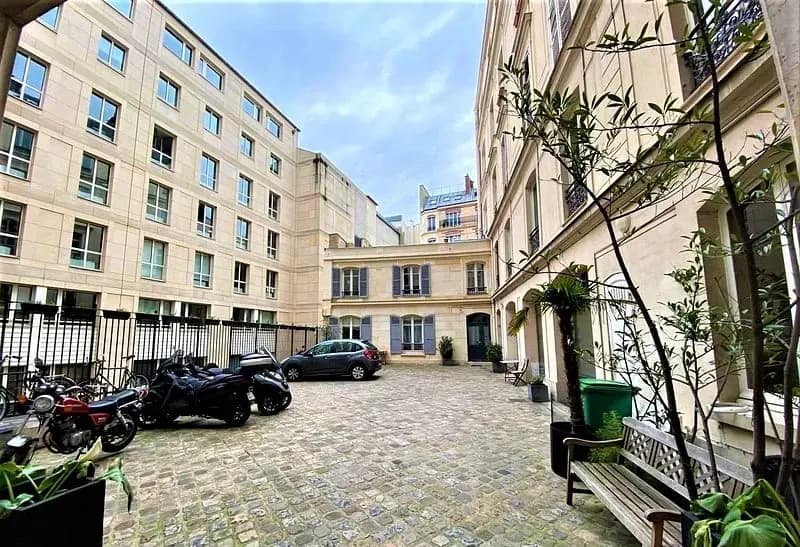 6 Av. du Coq — photo 3
