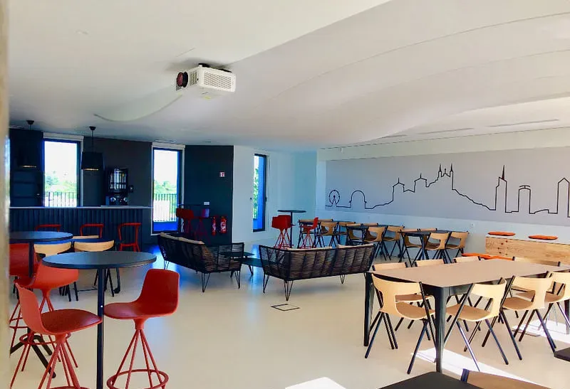 Citywork | Coworking et locations de bureaux | Domiciliation | Le 360 Dardilly — photo 1
