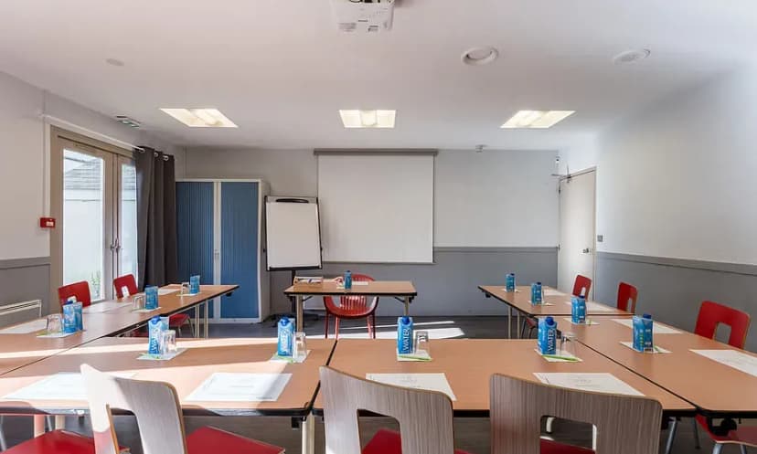 Hotel Restaurant Campanile Rouen Zénith — photo 4