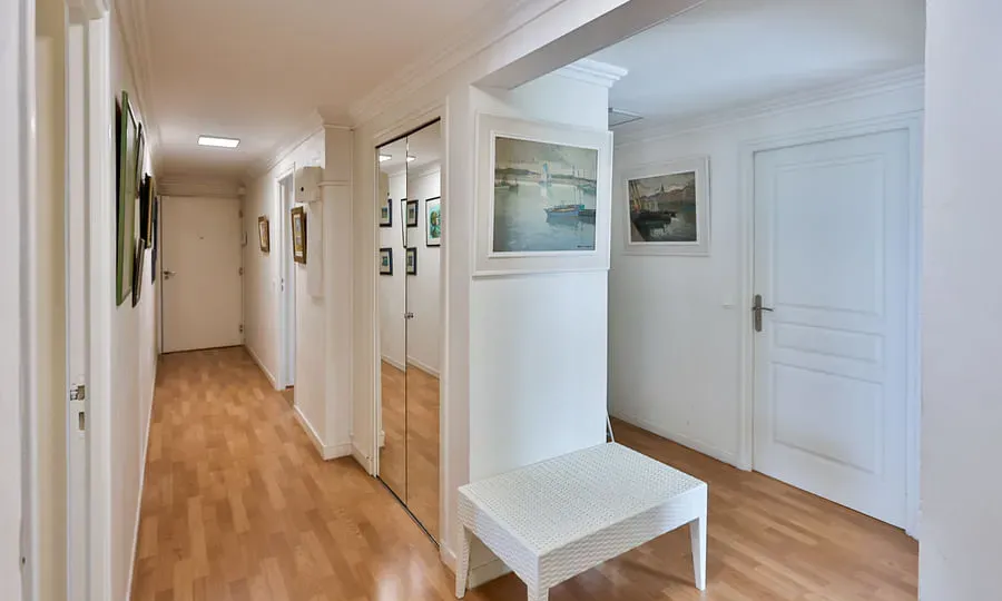 Magnifique appartement traversant situé sur le front de mer — photo 5