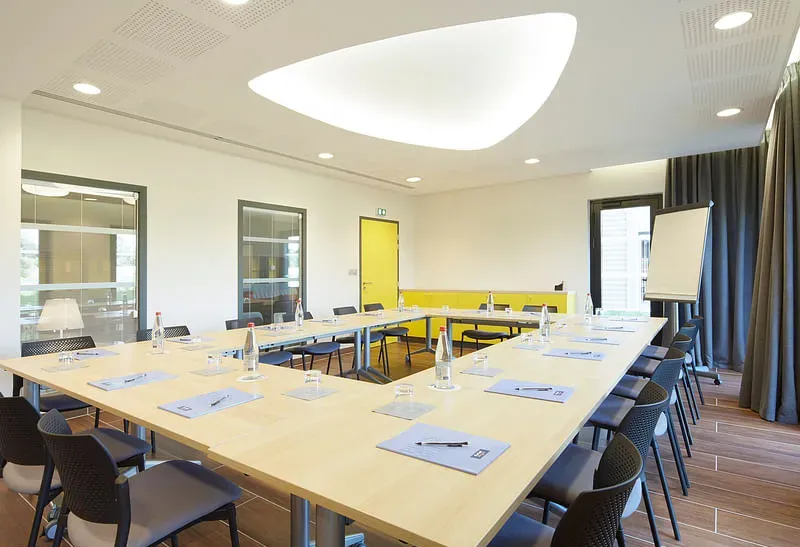 Hôtel Kyriad Prestige Pau Zénith — photo 2
