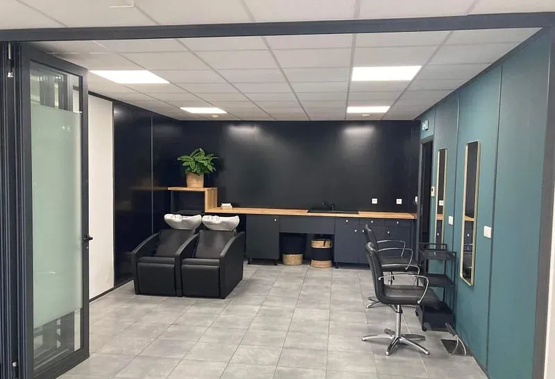 School Trades De La Coiffure Emc Jacou — photo 1