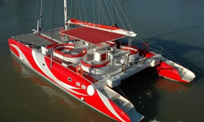 Catamaran Lucile — photo 3