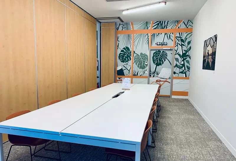 Work & Share — photo 3