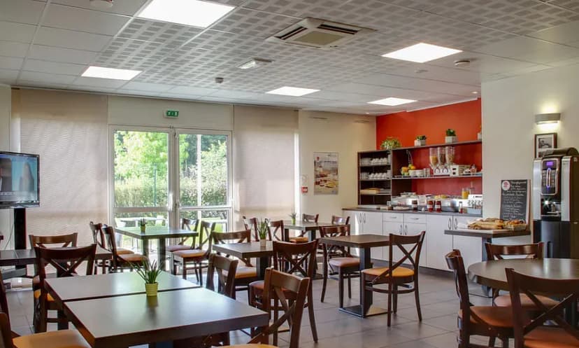 Brit Hotel Restaurant L' Adresse — photo 4
