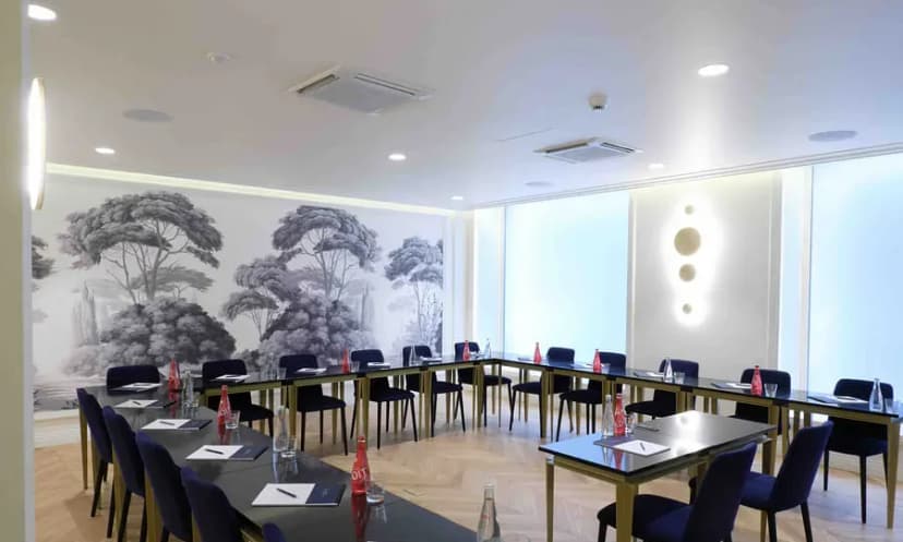 Luxury Hotelschool Paris — photo 5