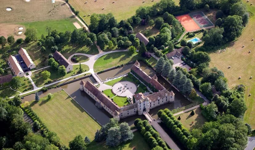 Château de Villiers-le-Mahieu — photo 1