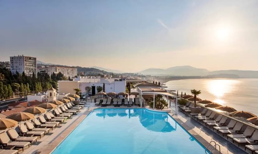 Radisson Blu Hotel, Nice — photo 1
