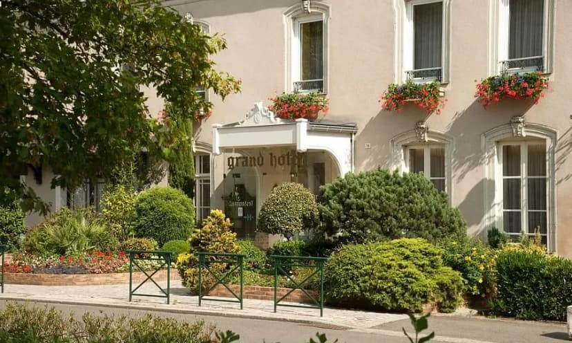 Grand Hôtel de Solesmes — photo 1