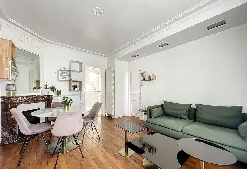 Appartement haussmannien moderne et lumineux — photo 2