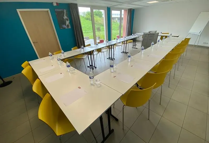 BRIT HOTEL Reims Croix Blandin — photo 1