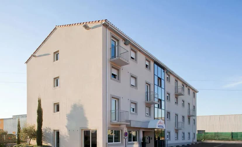 Kyriad Montpellier Ouest Saint Jean de Vedas — photo 1