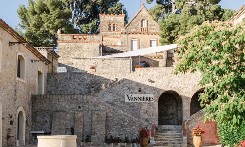 CHATEAU VANNIERES — photo 3