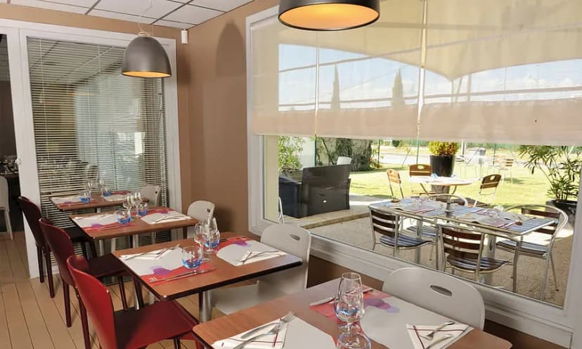 Hotel Restaurant Campanile Bollène — photo 2