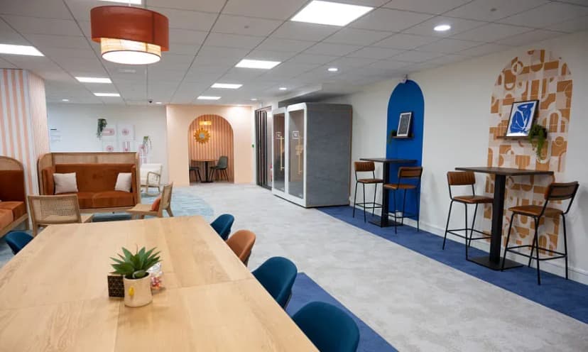 Work & Share Coworking — photo 3