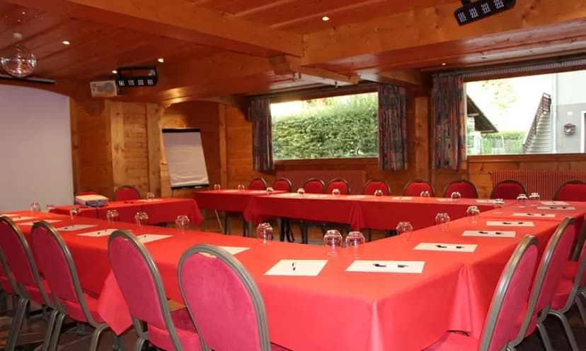 Chalet-Hôtel Neige et Roc, The Originals Relais (Hôtels - Chalets de Tradition) — photo 4