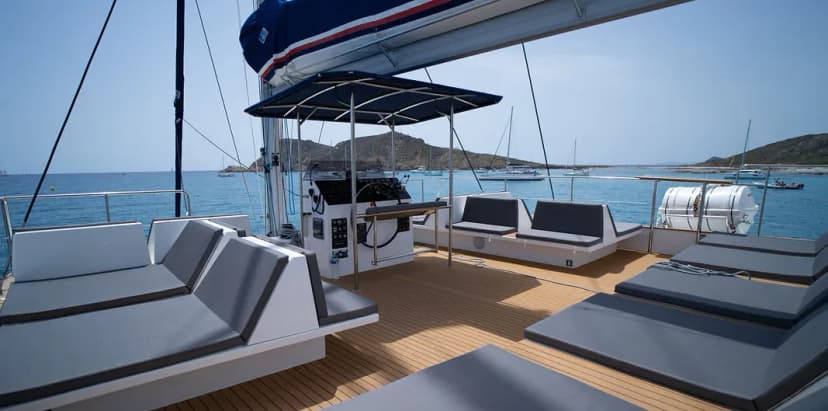 Maxi Catamaran Baila — photo 4