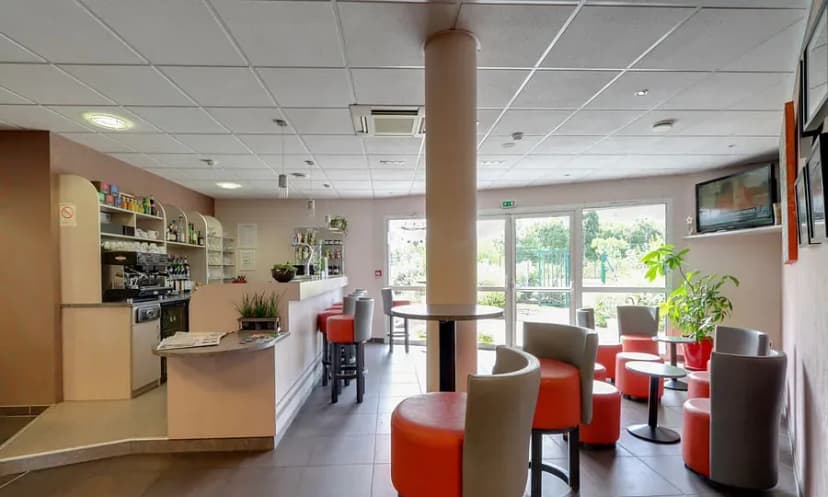 Brit Hotel Restaurant L' Adresse — photo 5