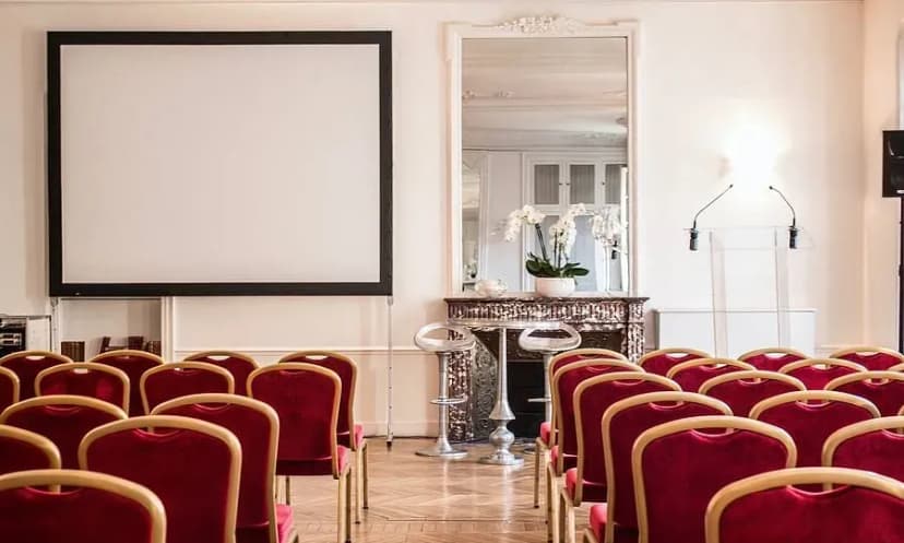 Les Salons Hoche — photo 1