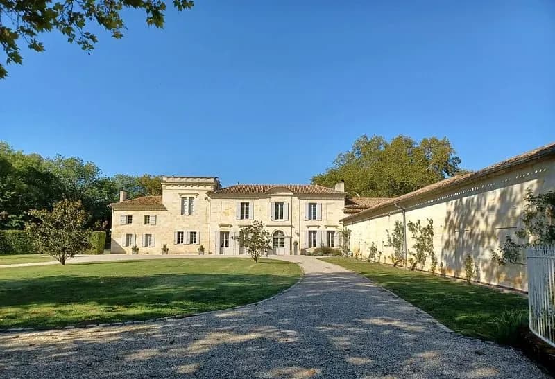 Château Larteau — photo 1