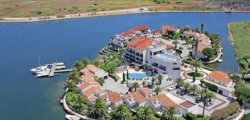 Hôtel Ile de la Lagune - Thalasso spa Saint-Cyprien — photo 1