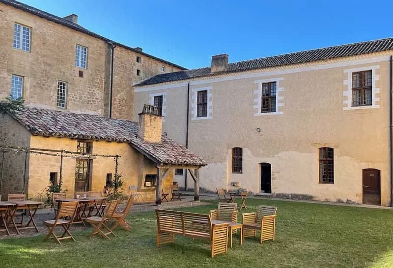 Auberge de Jeunesse HI Cadouin — photo 1