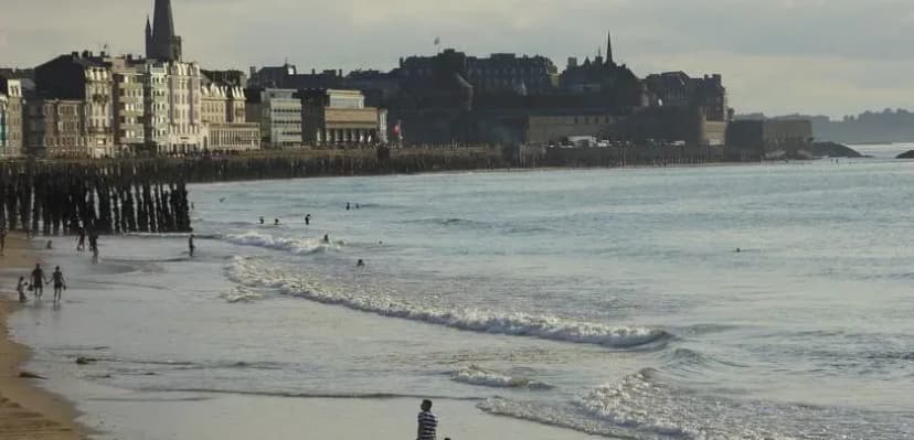 Hôtel Kyriad Saint Malo Plage Vue Mer — photo 4