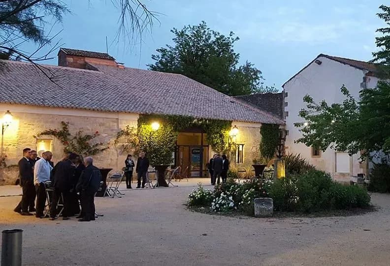 Domaine du Prieuré d'Estagel - Restaurant L'Est d'Estagel — photo 1