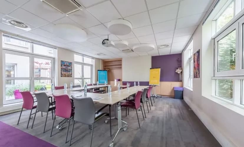 Multiburo Neuilly-sur-seine | Espace Coworking, Bureaux, Salles de réunion et Domiciliation